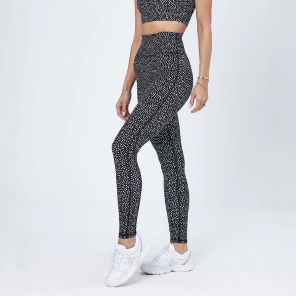 Buff Bunny Legacy Legging Black Bossy Print Polka Dot Size Medium‎